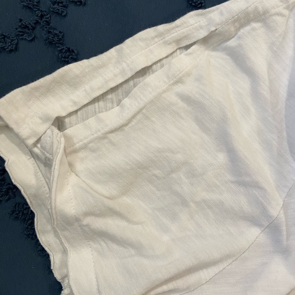 Sanctuary T-Shirt. Womens size Large - Picture 2 of 4